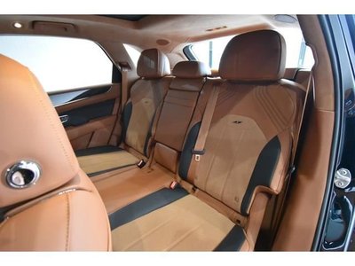 2023 Bentley BENTAYGA — миниатюра 23