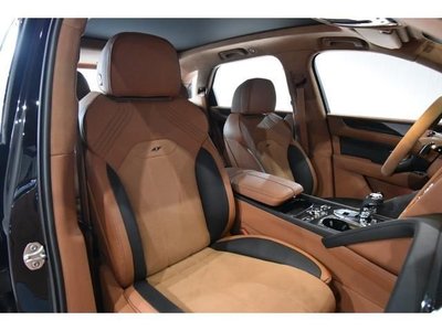 2023 Bentley BENTAYGA — миниатюра 21