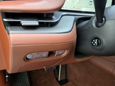 2022 Genesis G90 (RS4) — миниатюра 17