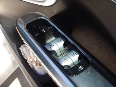 صورة مصغرة 34 لـ 2024 Mercedes-BENZ C-CLASS AMG