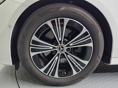 MERCEDES-BENZ E-CLASS - 6