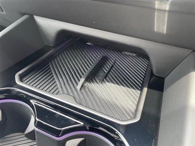 2025 BMW 5 SERIES 照片 6
