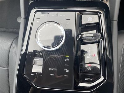 2025 BMW 5 SERIES 照片 7