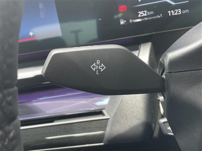 2025 BMW 5 SERIES thumbnail 30