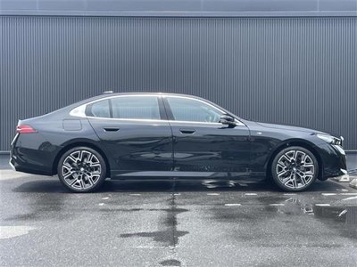 2025 BMW 5 SERIES thumbnail 18