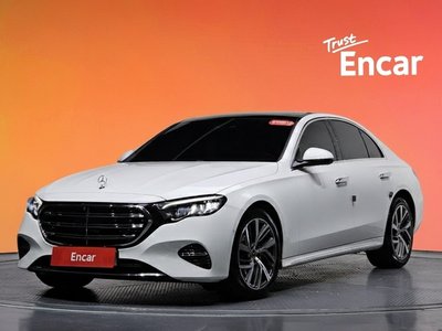 MERCEDES-BENZ E-CLASS - 1