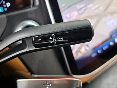 MERCEDES-BENZ E-CLASS - 9