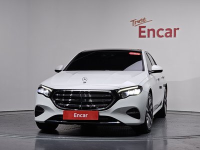 MERCEDES-BENZ E-CLASS - 2