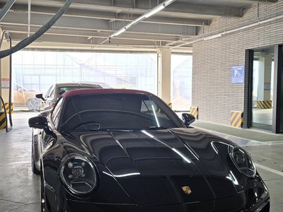 PORSCHE 911 - 1