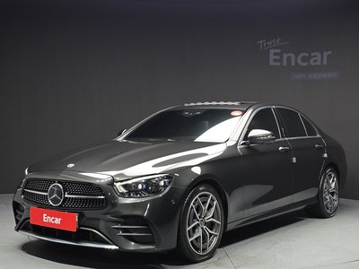 MERCEDES-BENZ E-CLASS - 1
