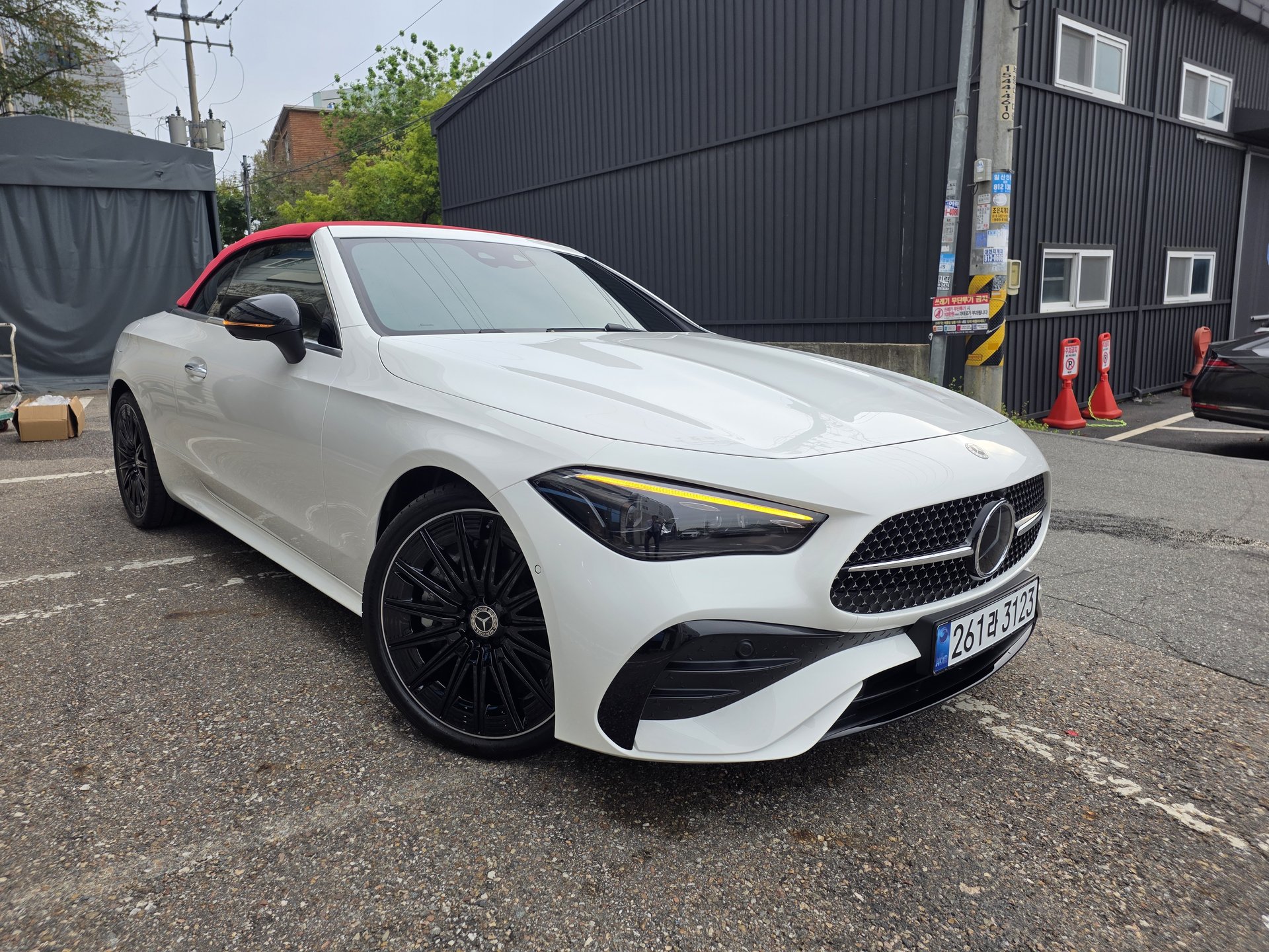 MERCEDES-BENZ CLE - View 1