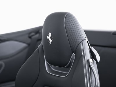 صورة مصغرة 19 لـ 2022 Ferrari PORTOFINO M