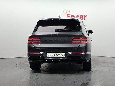 GENESIS GV80 - 3
