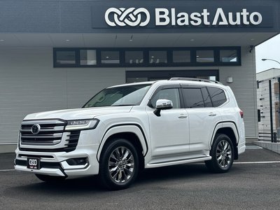 TOYOTA LAND CRUISER 300