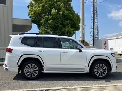 TOYOTA LAND CRUISER - 4
