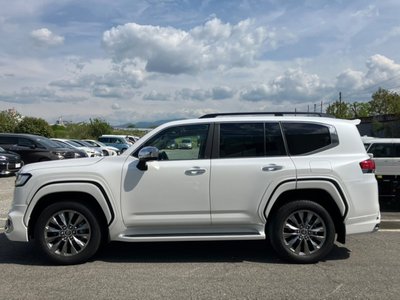 TOYOTA LAND CRUISER - 8