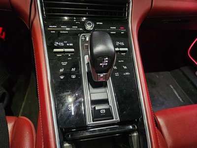 2020 Porsche PANAMERA 缩略图 13