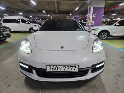 صورة 5 لـ 2020 Porsche PANAMERA