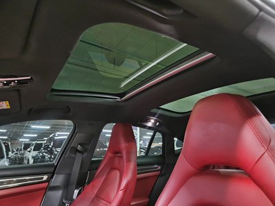 2020 Porsche PANAMERA 缩略图 18