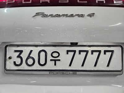 صورة 1 لـ 2020 Porsche PANAMERA
