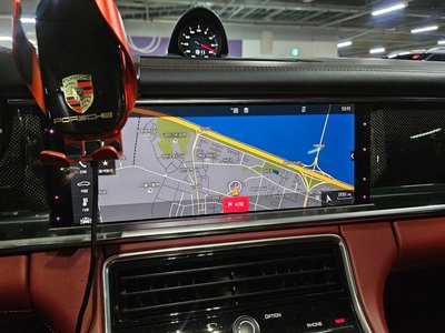 2020 Porsche PANAMERA 缩略图 11