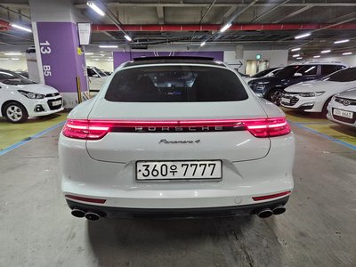 صورة 6 لـ 2020 Porsche PANAMERA