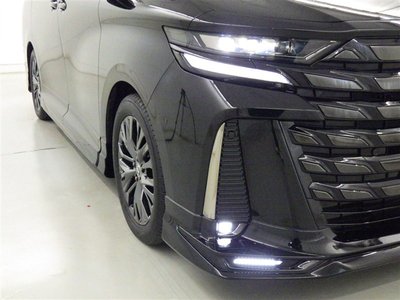TOYOTA VELLFIRE - 8