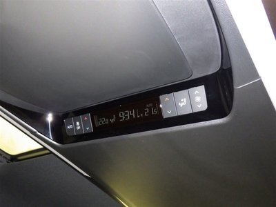 TOYOTA VELLFIRE - 10