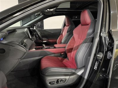 صورة 6 لـ 2023 Lexus RX