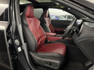 صورة 5 لـ 2023 Lexus RX