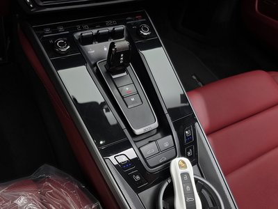 PORSCHE 911 - 9