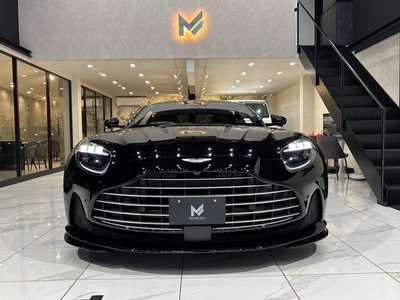 2024 Aston Martin DB12 照片 2