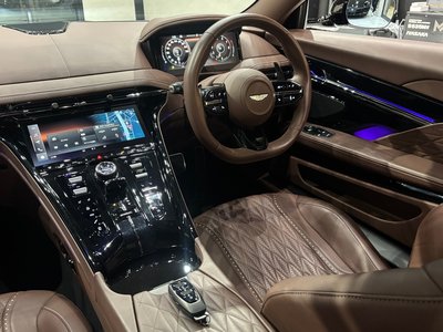 2024 Aston Martin DB12 照片 15