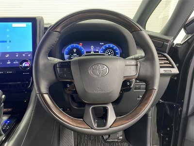 2025 Toyota ALPHARD — миниатюра 11