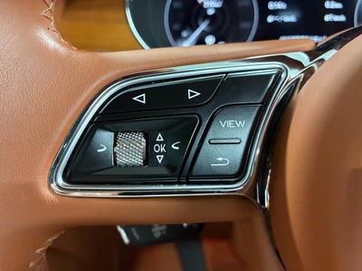 2021 Bentley BENTAYGA thumbnail 13