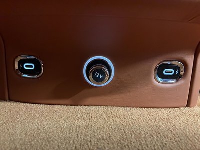 2021 Bentley BENTAYGA thumbnail 33