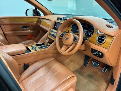 2021 Bentley BENTAYGA thumbnail 29
