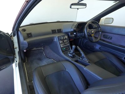 NISSAN SKYLINE GT-R - 10