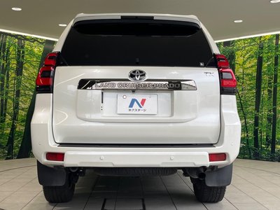 2022 Toyota LAND CRUISER PRADO — миниатюра 16