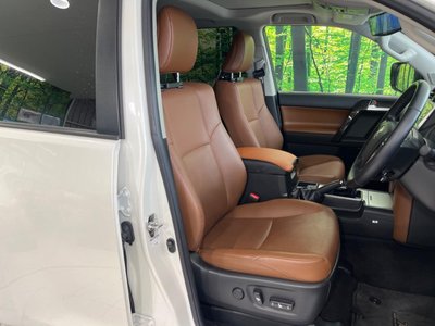 2022 Toyota LAND CRUISER PRADO — фото 8