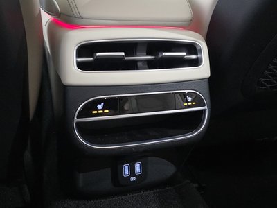 2023 Genesis GV70 — миниатюра 26