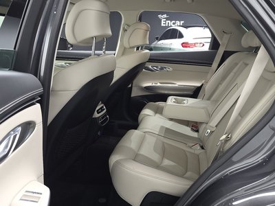 2023 Genesis GV70 — миниатюра 19