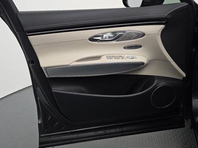 2023 Genesis GV70 — миниатюра 15