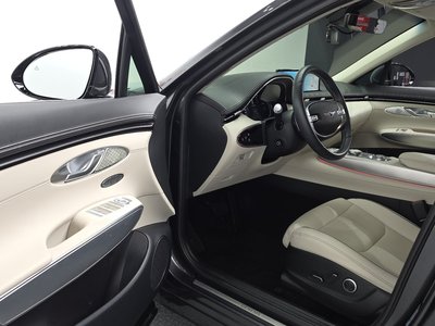 2023 Genesis GV70 — миниатюра 18