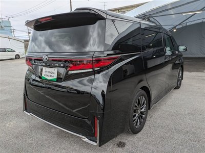 2025 Toyota VELLFIRE — фото 4