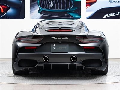 MASERATI MC20 - 7
