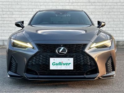 2022 Lexus IS — миниатюра 37