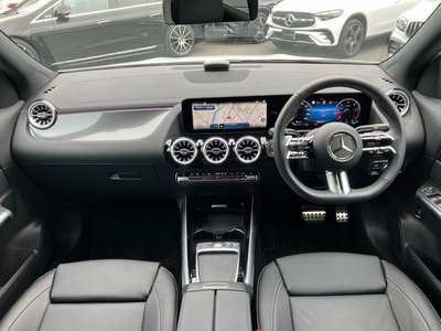 MERCEDES-BENZ GLA - 8