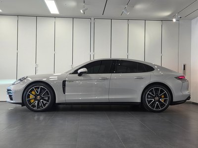 PORSCHE PANAMERA - 7