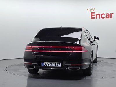 صورة 3 لـ 2023 Genesis G90 (RS4)